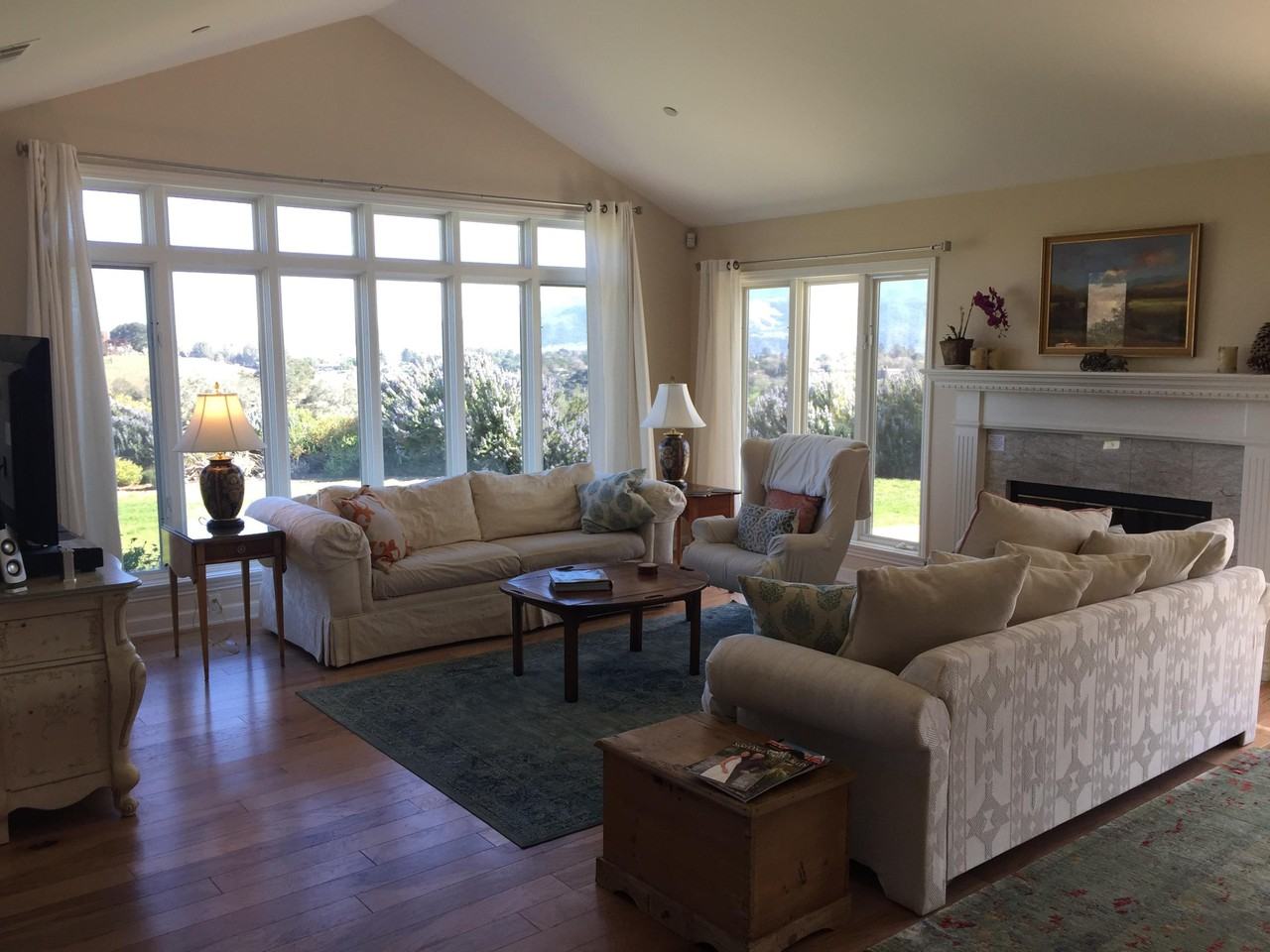 2536 Elk Grove Rd - Photo 3 of 24