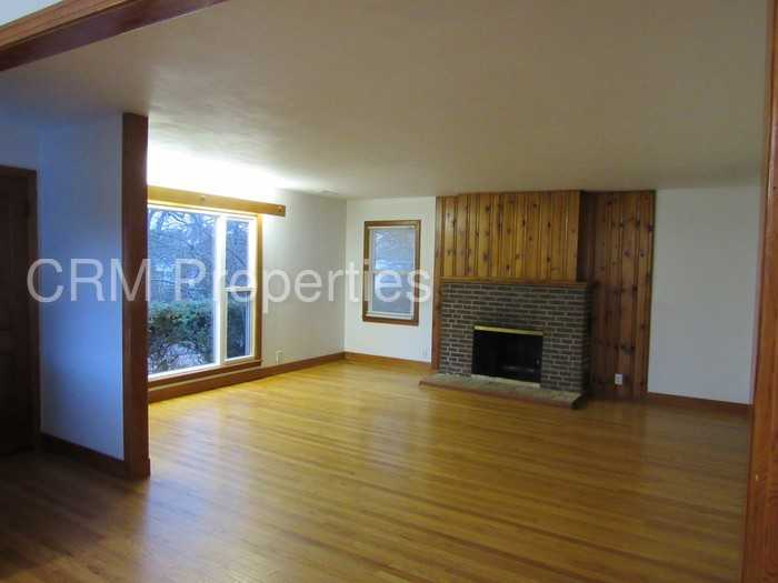 3188 W 1400 S - Photo 3 of 16