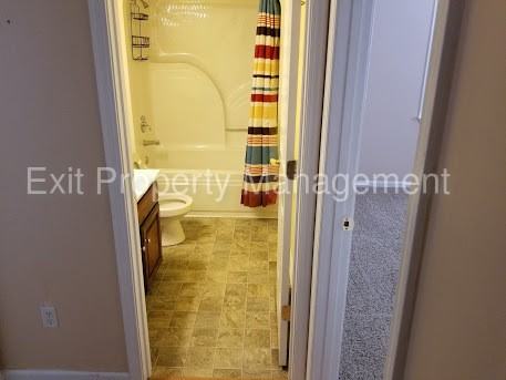 515 W Doak Rd - Photo 2 of 14