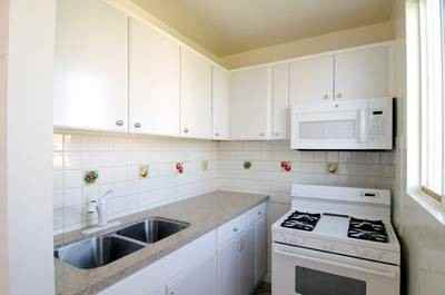 1169 E Santa Clara St - Photo 2 of 7