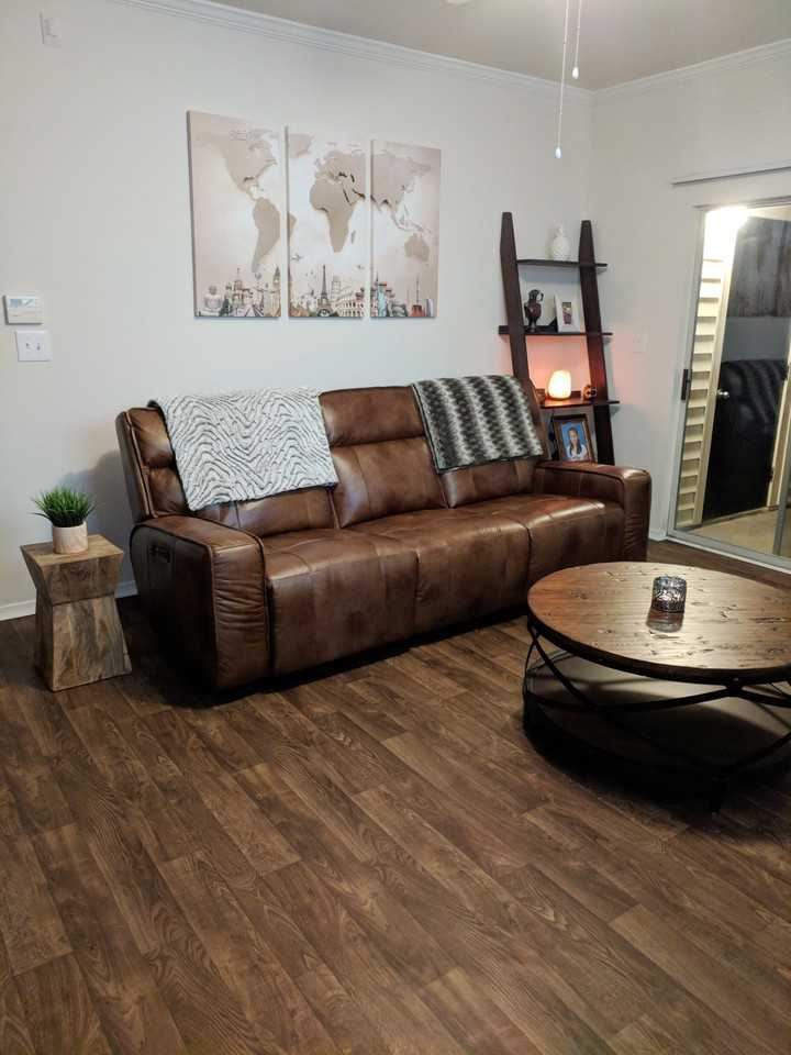 5825 Avelon Valley Drive - Photo 2 of 5