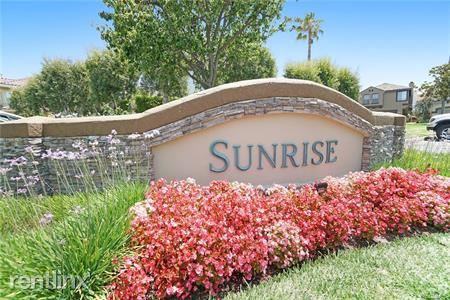 24496 Sunshine Dr - Photo 2 of 16