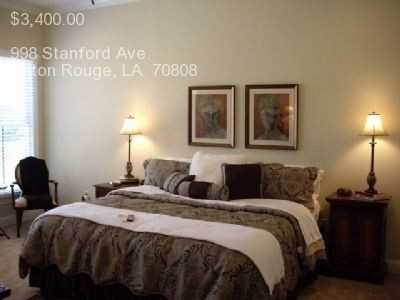 Crescent Condominiums at University Lakes - Photo 2 of 9