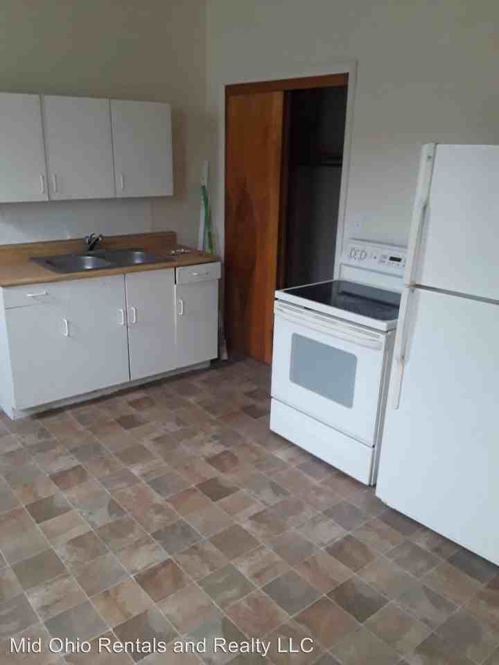 381 E 2nd - Photo 2 of 4