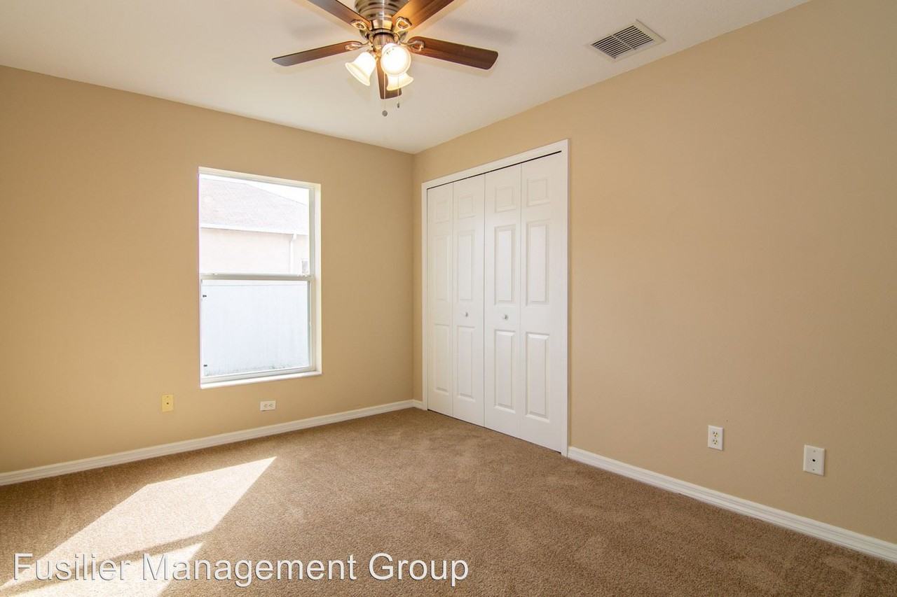 402 - 404 Bridgewater Ct - Photo 2 of 21