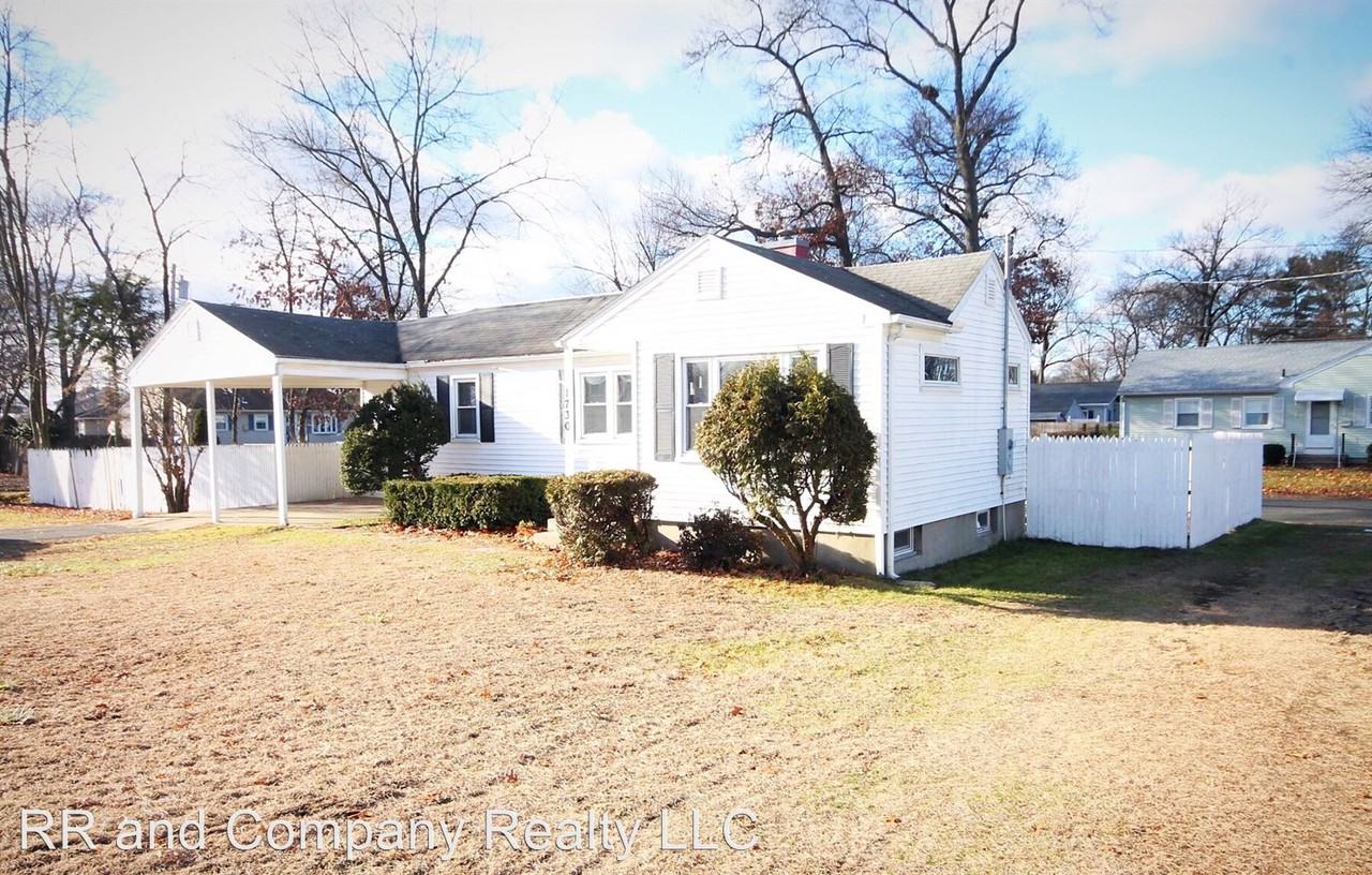 1730 Memorial Dr - Photo 2 of 7
