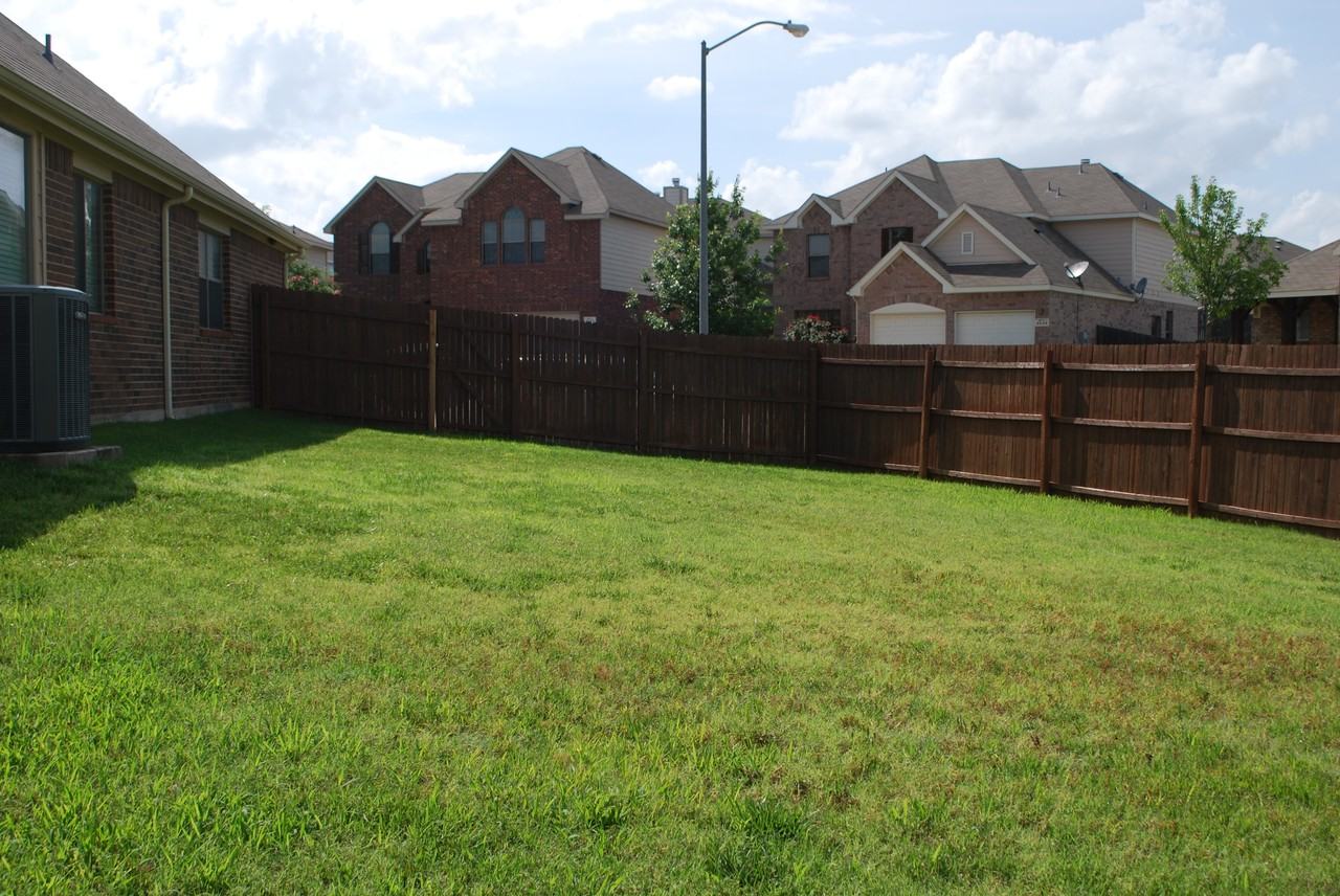 8036 Valley Crest Dr - Photo 3 of 27
