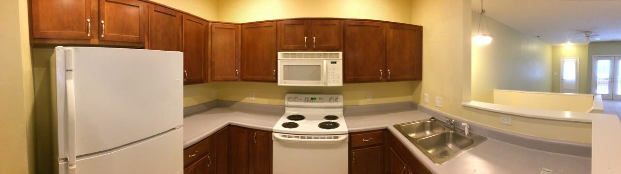 6583 Reserve Dr - Photo 3 of 8