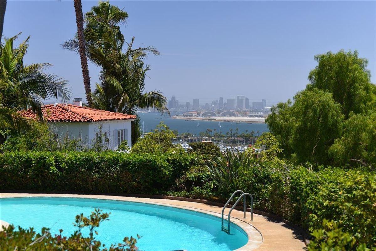 3125 Qualtrough St - Photo 3 of 18