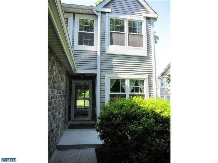 11 Stonerise Dr - Photo 2 of 22