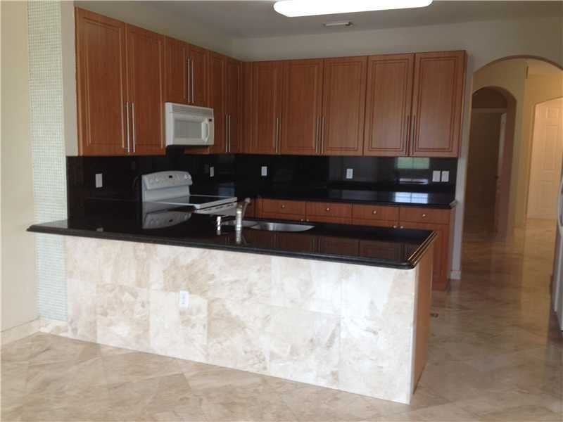 11248 Northwest 77th Terrace - Photo 3 of 13