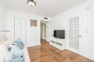 2899 Collins Ave Unit 1127  