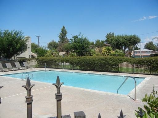 430 W Avenue J-5 #18 - Photo 2 of 11