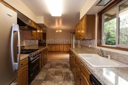 420 G Ave - Photo 3 of 27