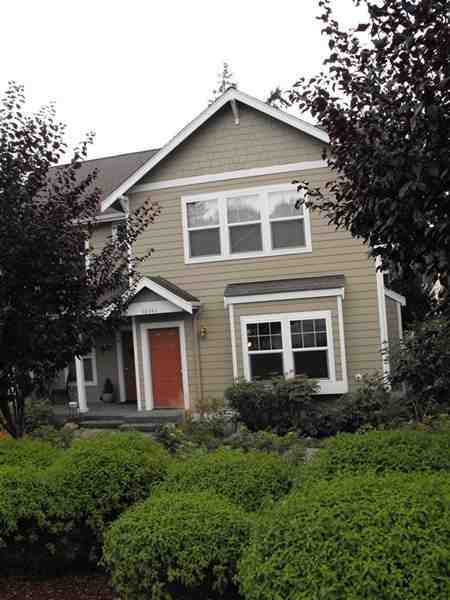 10541 NE Kingston Meadows Circle - Photo 3 of 6