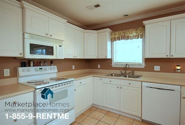 518 White Rose Ln - Photo 2 of 11