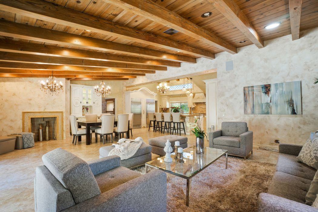 4404 Vanalden Ave - Photo 2 of 17