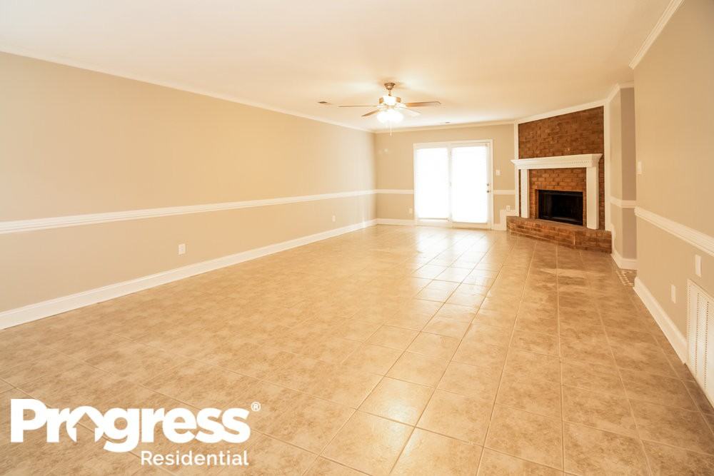 7807 Teal Lake Cove - Photo 3 of 15