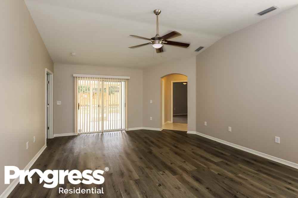 10806 Windbury Way - Photo 3 of 20