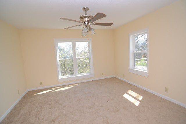 710 College St #710 - Photo 3 of 10