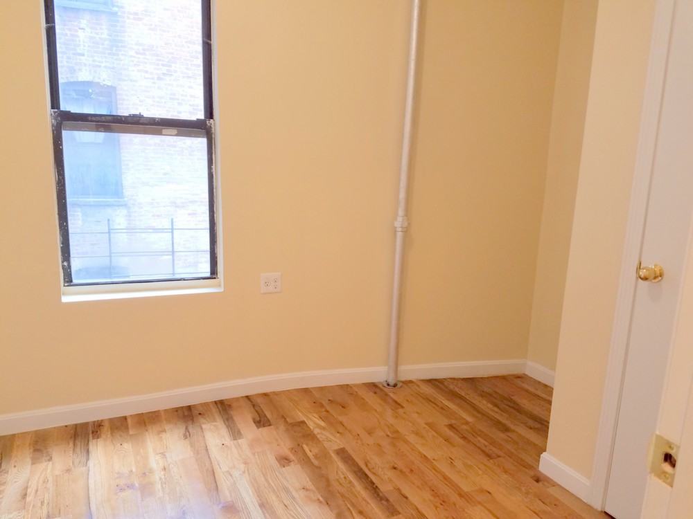 552 West 188th Street - Photo 2 of 5