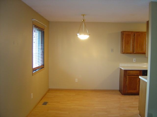 7513 Upper 167th St W - Photo 3 of 5