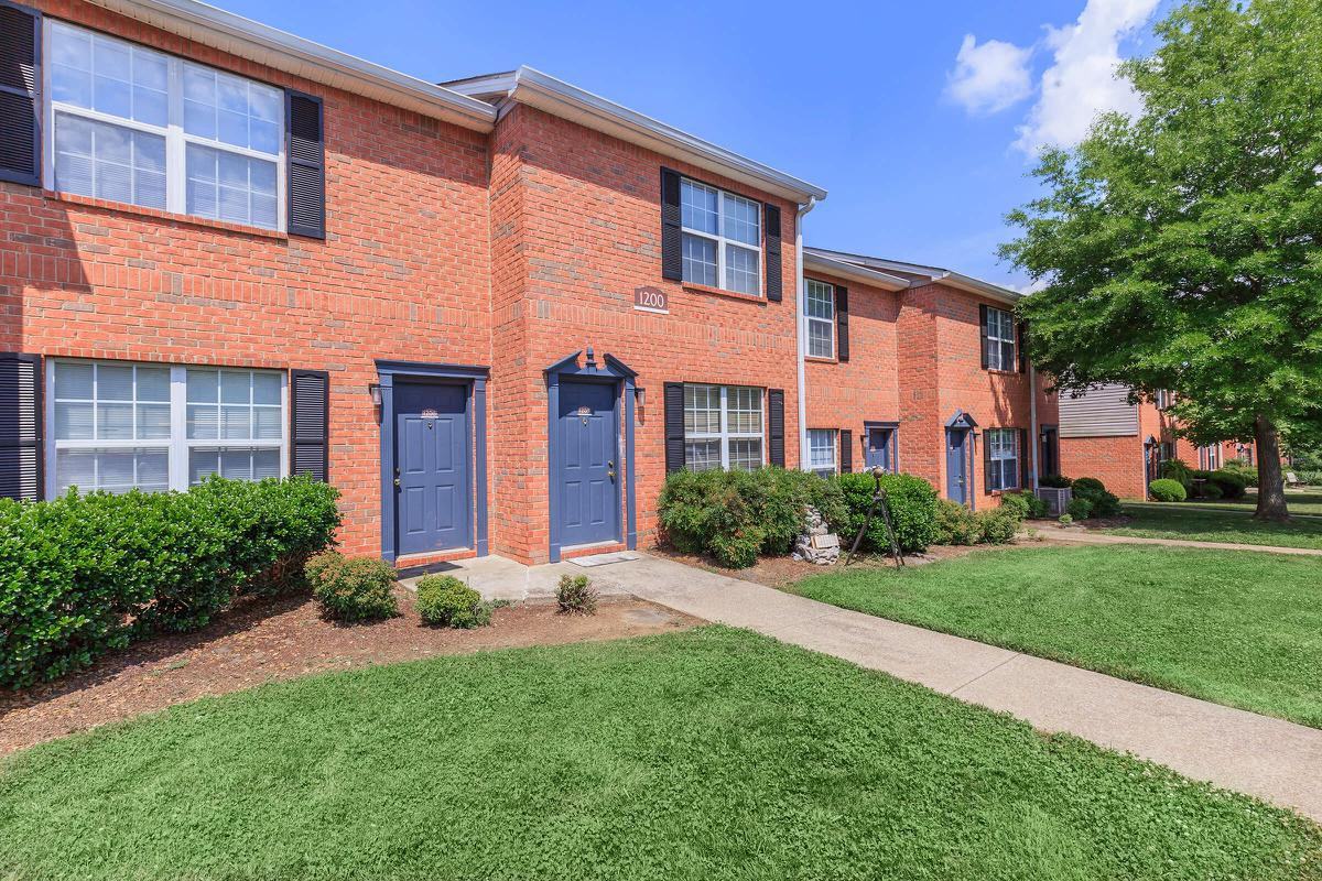 Hickory Pointe - Photo 4 of 22