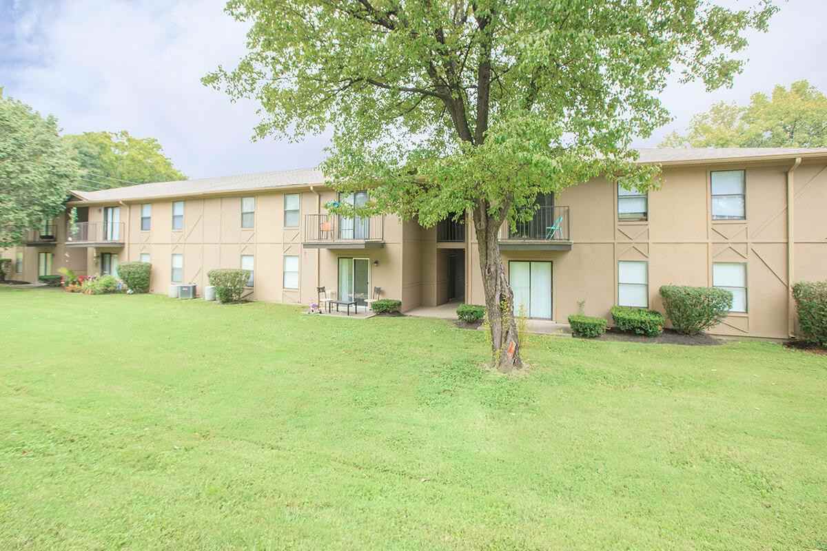 Parliament Place Apartments for Rent 831 Glastonbury Road, Nashville