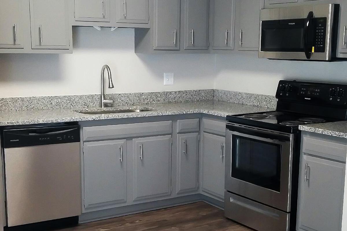 The Kensington - Photo 4 of 15