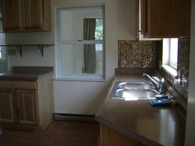 2316 East St - Photo 3 of 14
