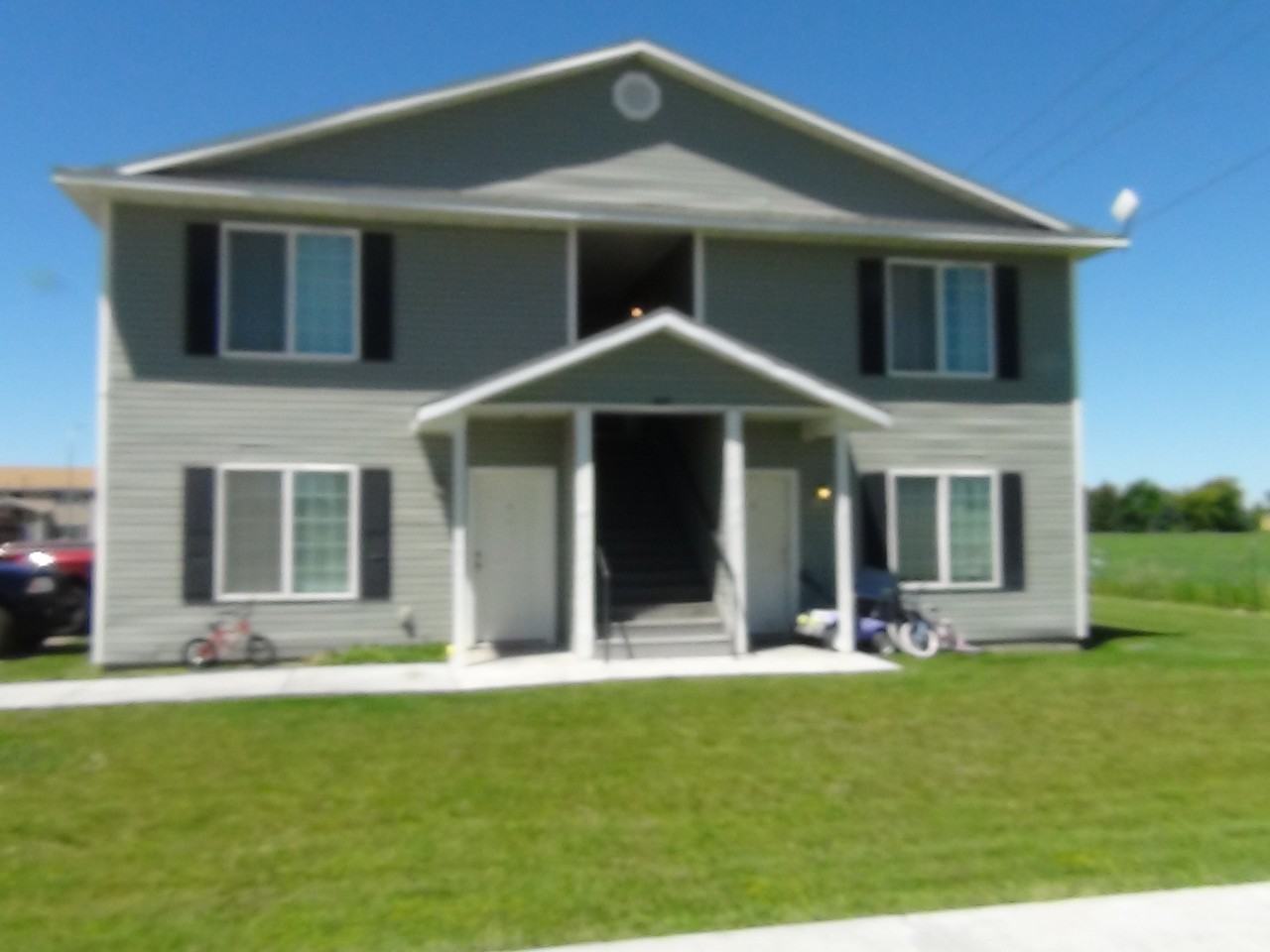 2619 Prospect Drive - Photo 2 of 8