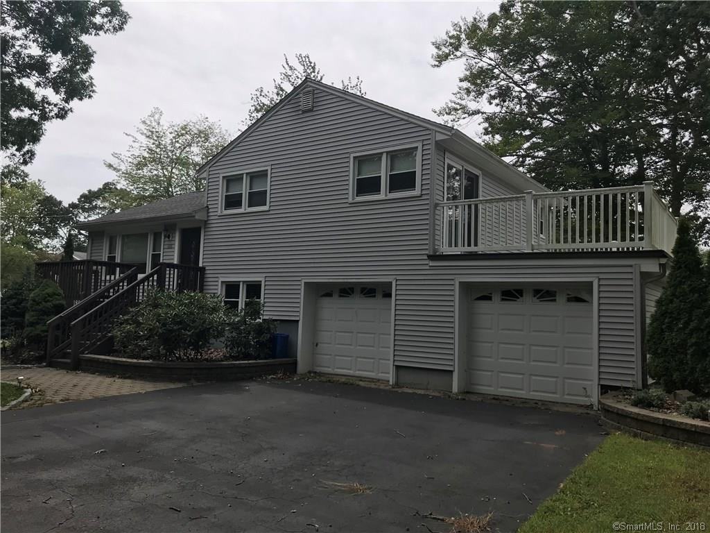 188 Henry St - Photo 2 of 27