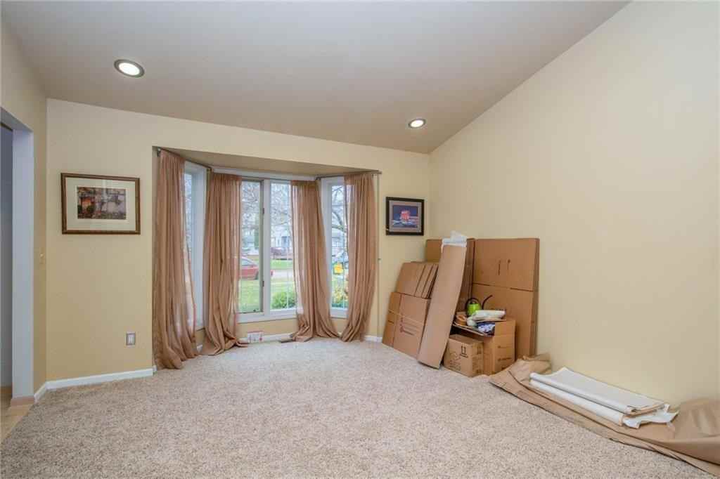 42798 Wimbleton Way - Photo 3 of 20