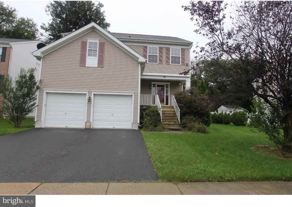 27 Lincoln Dr - Photo 2 of 48