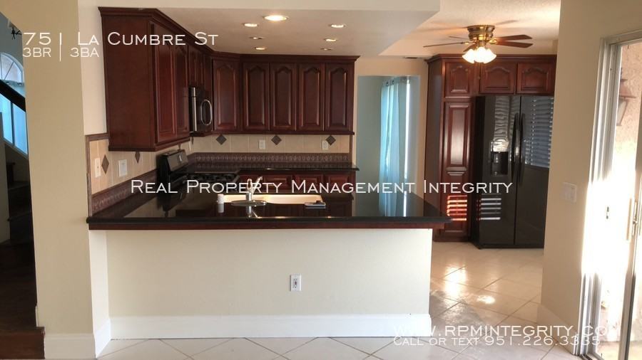 751 La Cumbre St - Photo 2 of 27