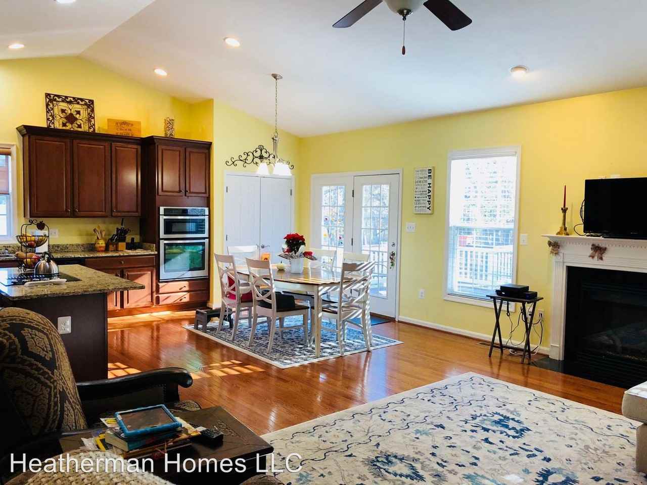 220 Poplar Rd - Photo 3 of 37