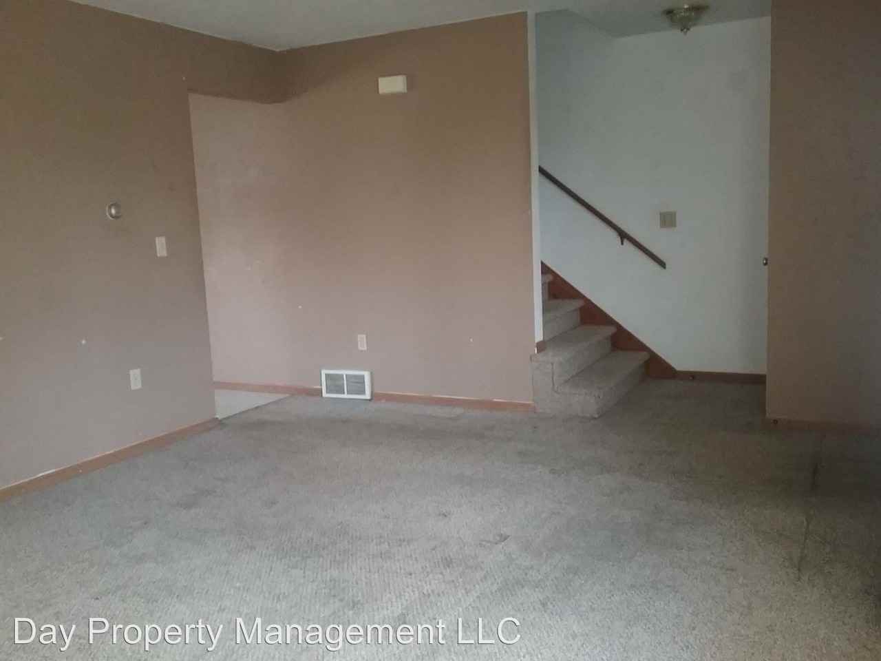 8396/8398 Cty. Rd T - Photo 2 of 18