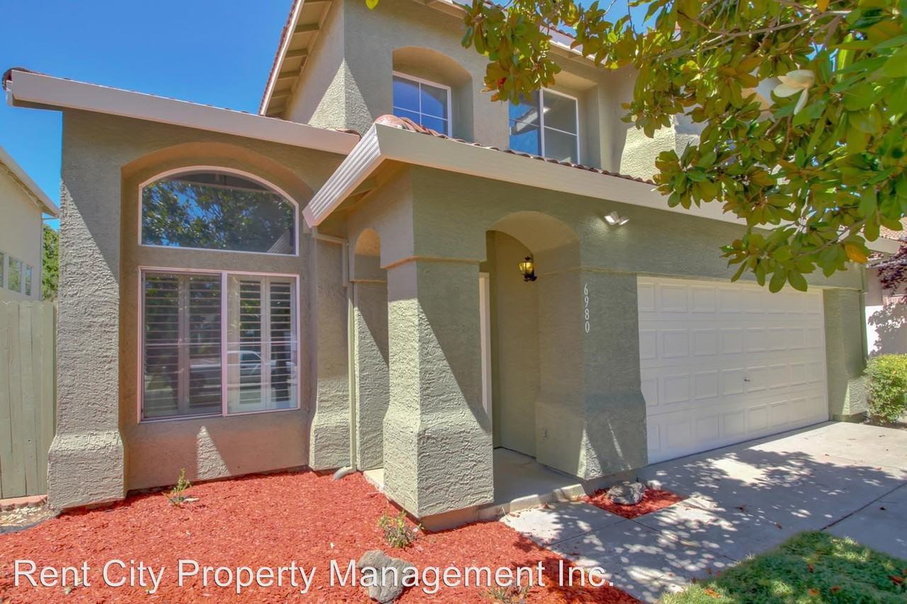 6980 Romanzo Way - Photo 2 of 14