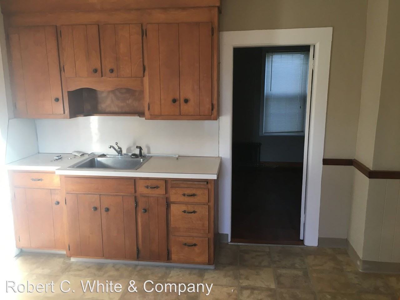 115 Front Street - Photo 3 of 12