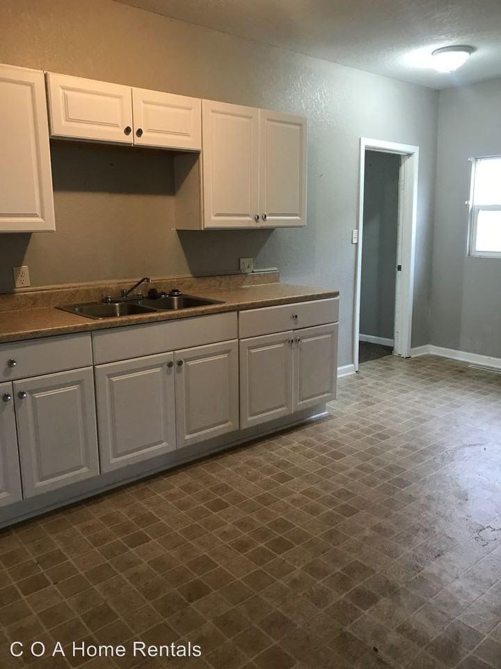 1317 N Cleveland - Photo 3 of 8