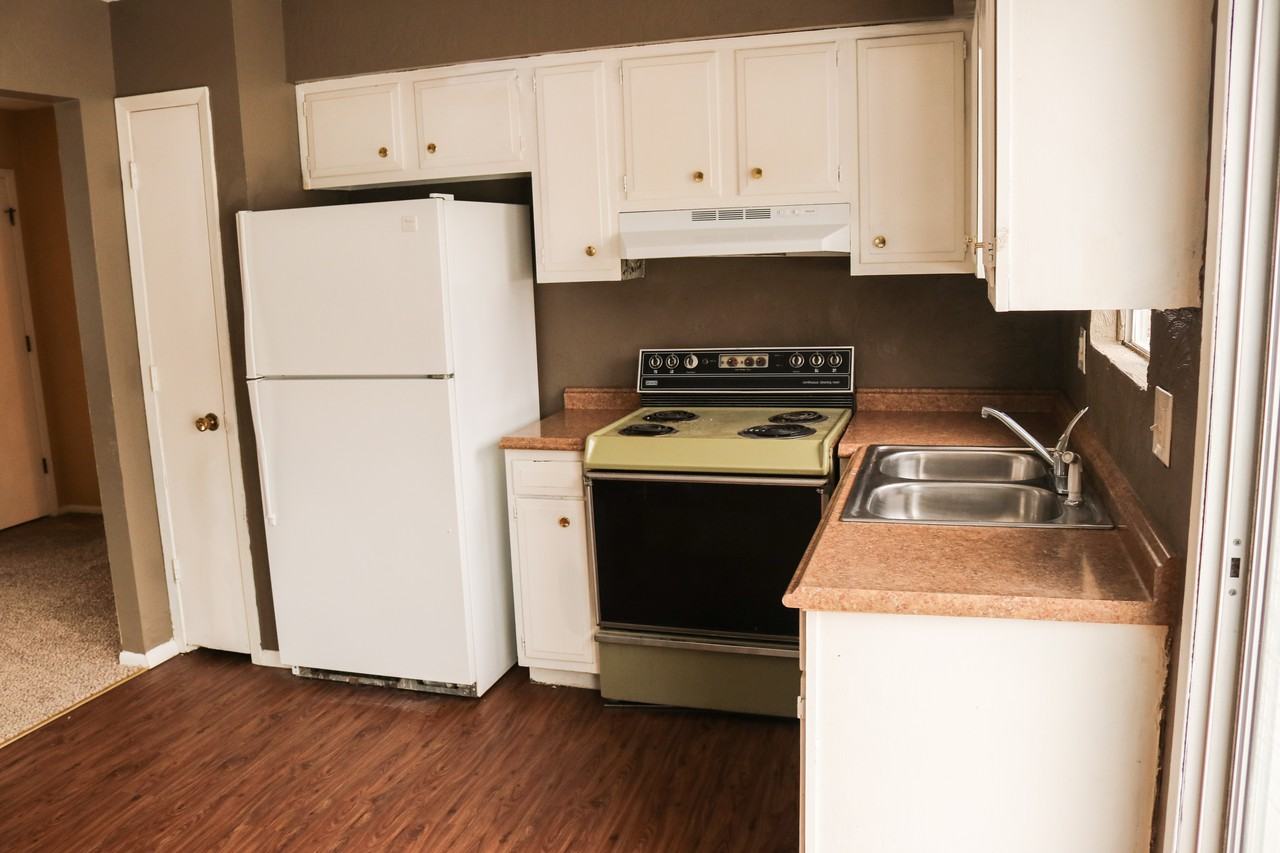 3237 N 84th Pl - Photo 2 of 23