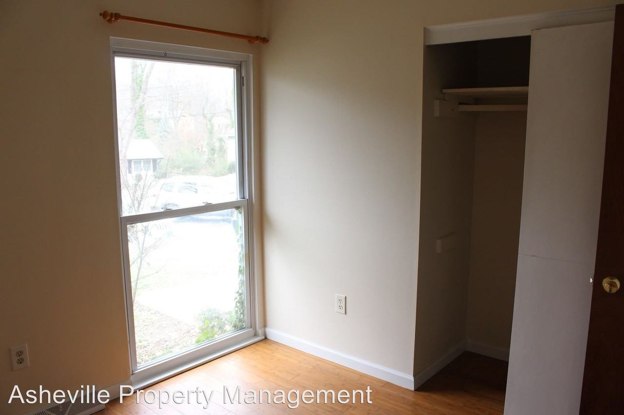 96 Martin Ave - Photo 3 of 26