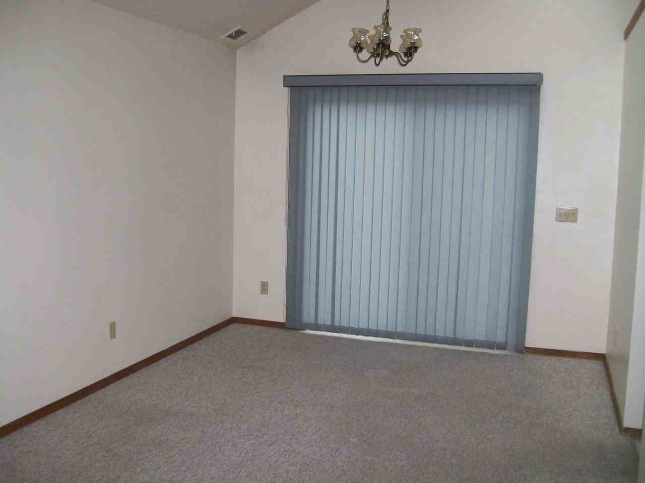 4322 E Broken Rock Loop - Photo 3 of 5