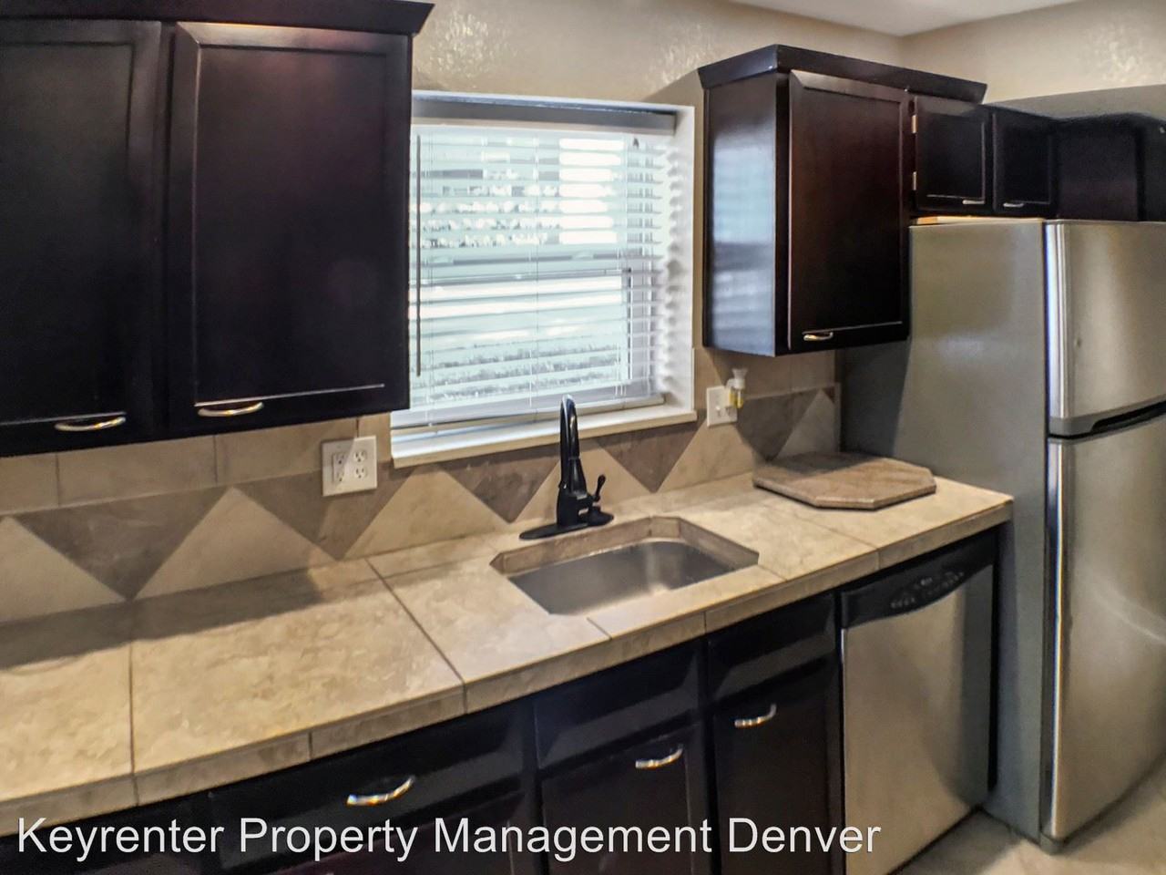 7324 S Xenia Cir #B - Photo 2 of 20