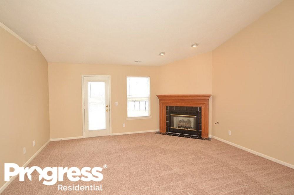 3240 Creekshore Dr - Photo 3 of 23