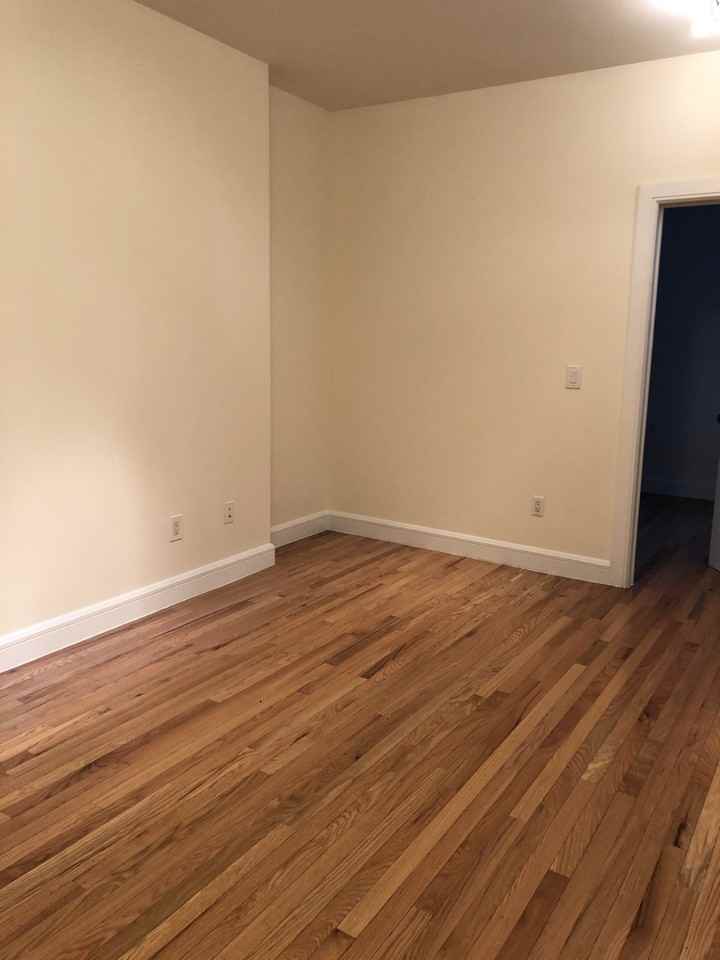 E 80th St & 3rd Ave #4RE