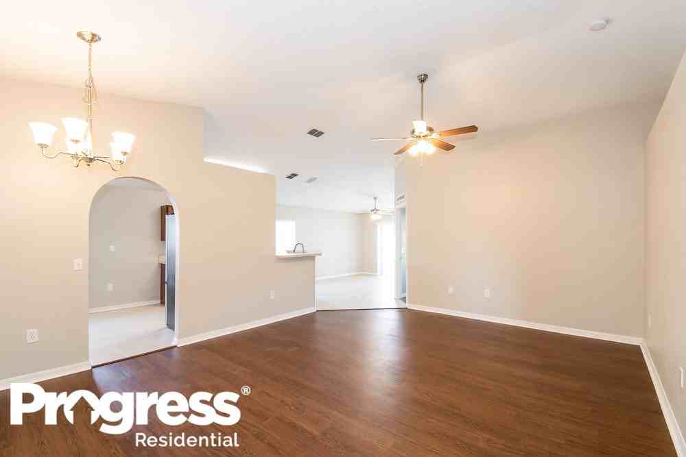 7403 Edenfield Park Rd - Photo 2 of 17