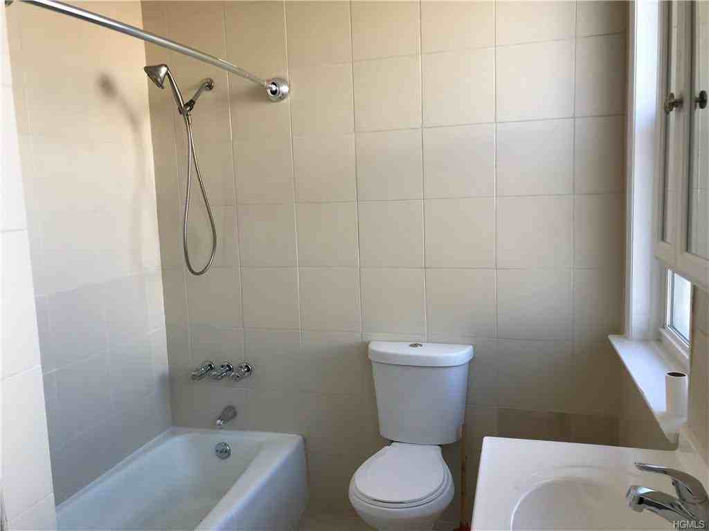 169 Tibbetts Rd - Photo 3 of 8