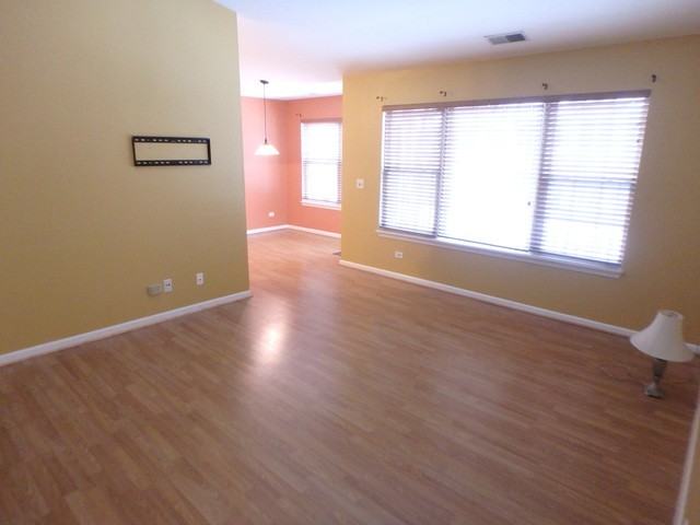 1248 N Red Oak Cir #4 - Photo 2 of 15