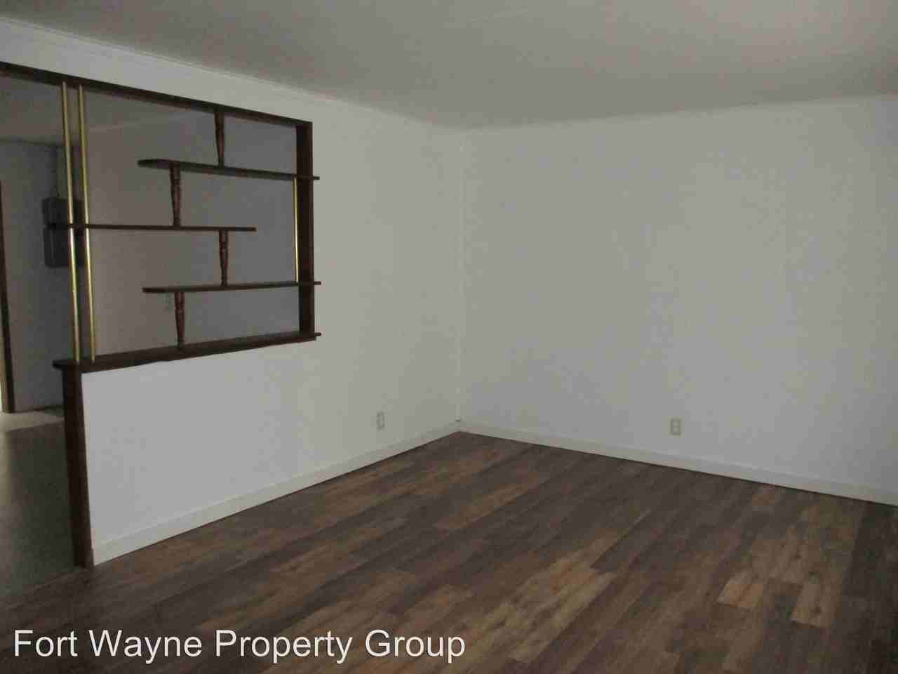 141 Dunbar Ln - Photo 2 of 10